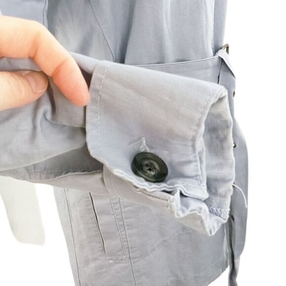 cabi linen & cotton trench style coat in periwinkle, lilac medium - Picture 7 of 16